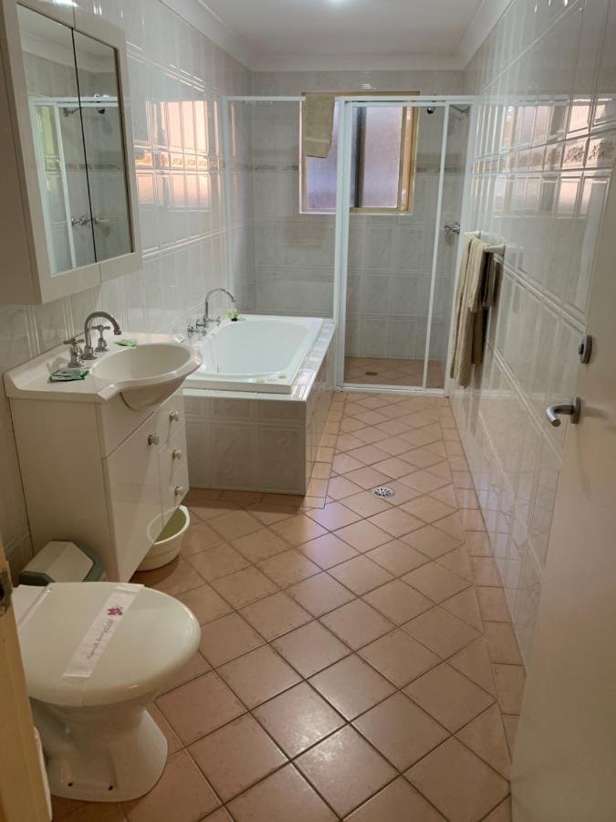 Bel Mondo Apartments Wollongong Luaran gambar